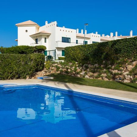 Family Apartment - Pool And Garden & Playground & Beach & Albufeira Bagian luar foto