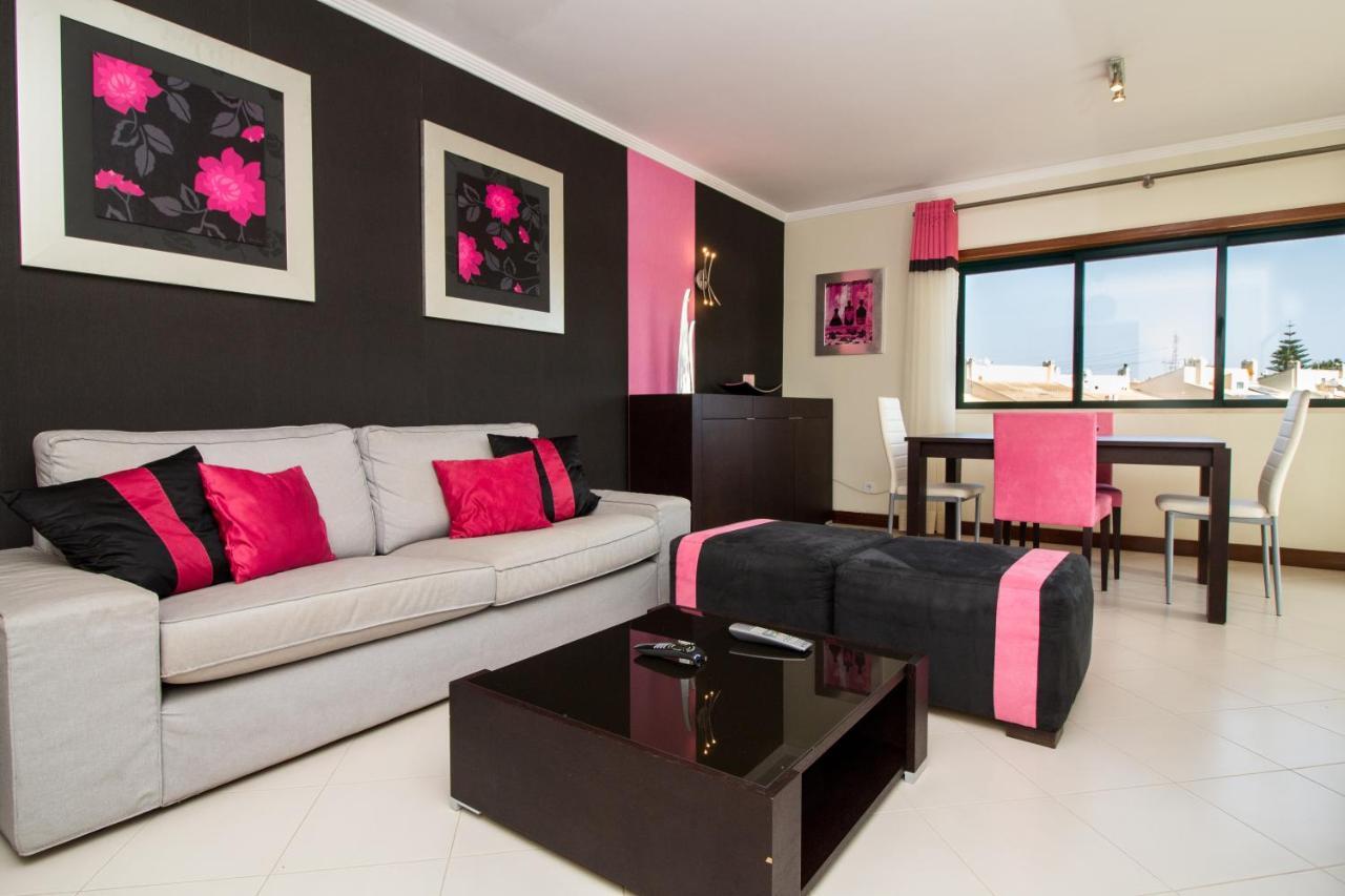 Family Apartment - Pool And Garden & Playground & Beach & Albufeira Bagian luar foto