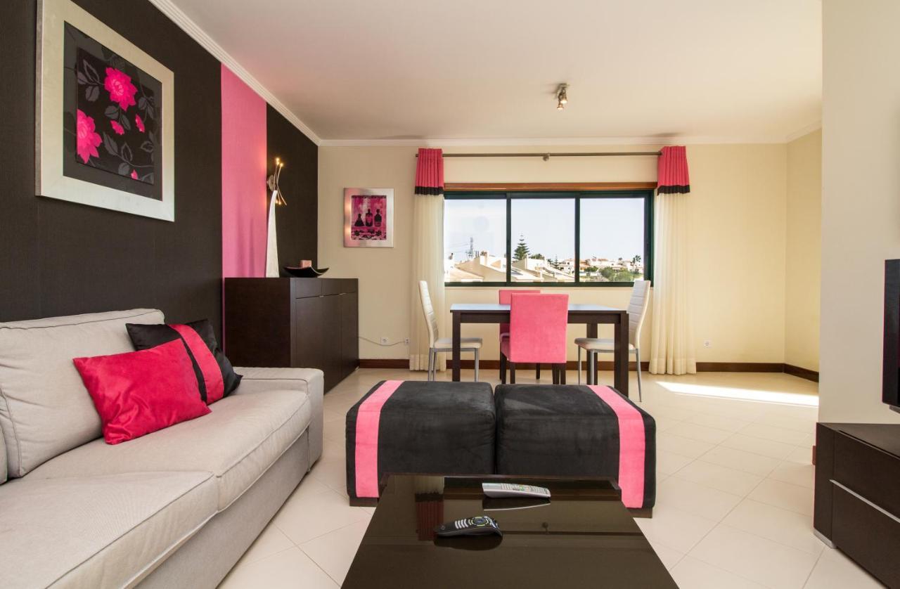Family Apartment - Pool And Garden & Playground & Beach & Albufeira Bagian luar foto